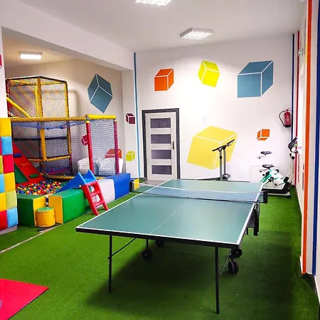 Rodzinny 4-osobowy Z Balkonem Z Panoramicznym Widokiem Komfortowa Mazurska Chata, Aquapark-5 Min Apartment *